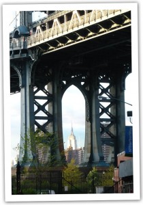 Empire State Building throught the Manhattan Bridge